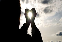 PG-包含里昂发布备战花絮，赛前状态回暖，英超任务艰巨，轮换策略成焦点的词条